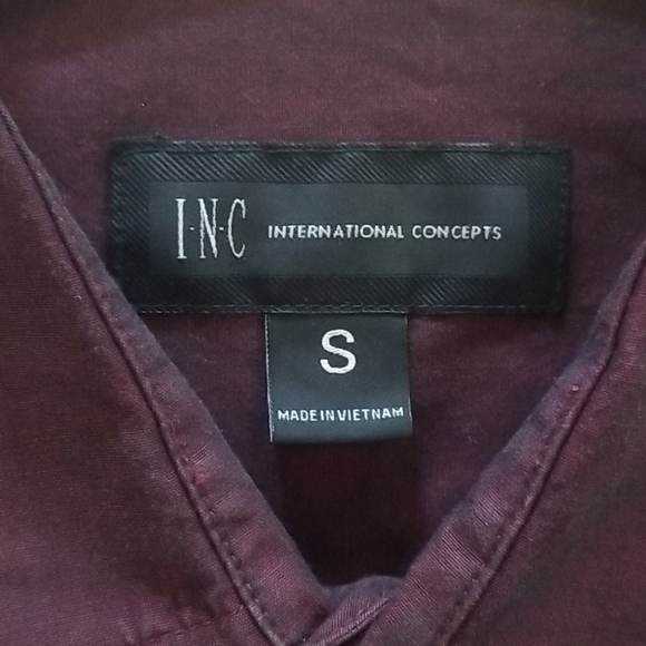 Men's Dark Red Button Down Dress Shirt - Picture 7 of 7